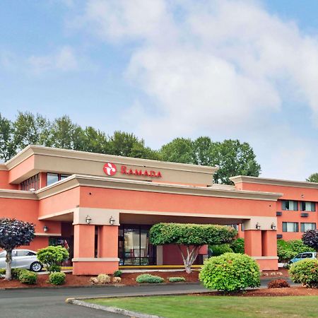 Hotel Ramada By Wyndham Tukwila Southcenter Exteriér fotografie