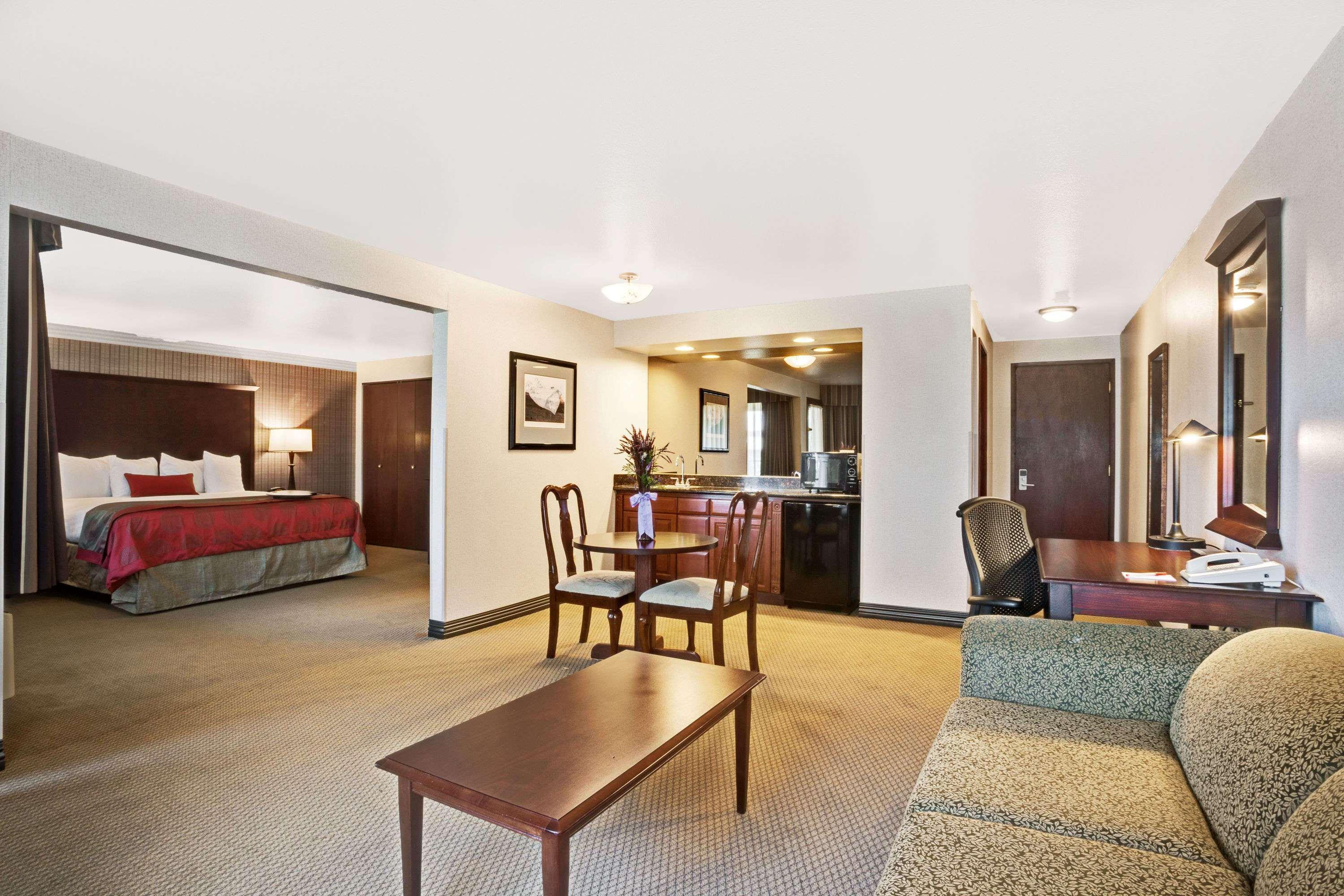 Hotel Ramada By Wyndham Tukwila Southcenter Exteriér fotografie